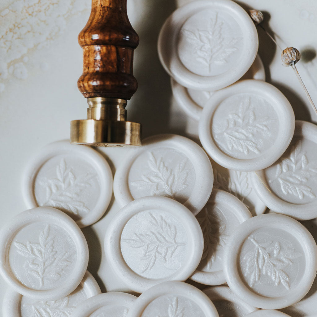 Load image into Gallery viewer, Pearl White Floral Wax Seals
